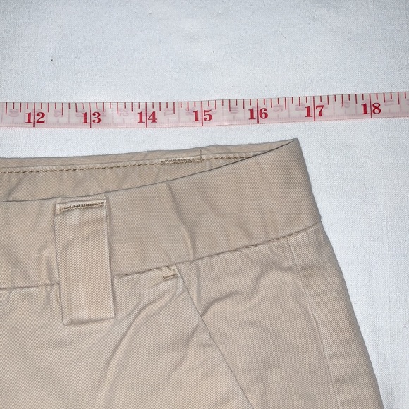 Gap Khakis Straight Leg low rise Size 10 - Picture 4 of 8